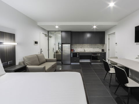 The Sebel Canberra Civic Hotel - Whitsundays Accommodation 8