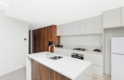 Astra Canberra Manhattan - Whitsundays Accommodation 7