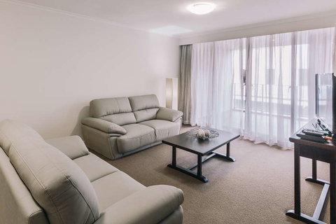Newcastle Central Plaza - Whitsundays Accommodation 9