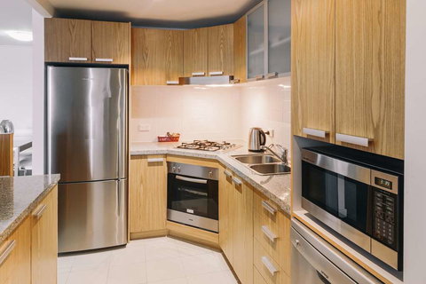 Newcastle Central Plaza - Whitsundays Accommodation 11