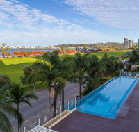 Crowne Plaza Perth - Whitsundays Accommodation