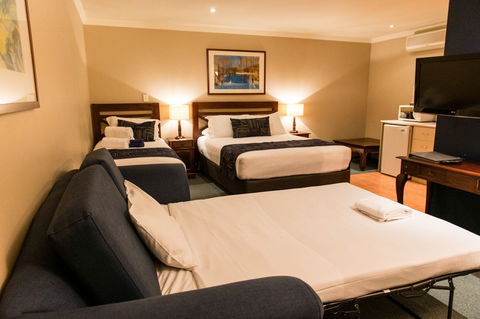 Wattle Grove Motel - Whitsundays Accommodation 6