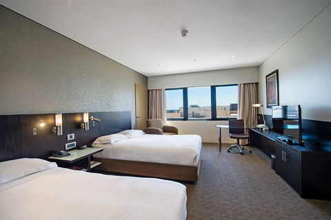 Hilton Darwin - Whitsundays Accommodation 4