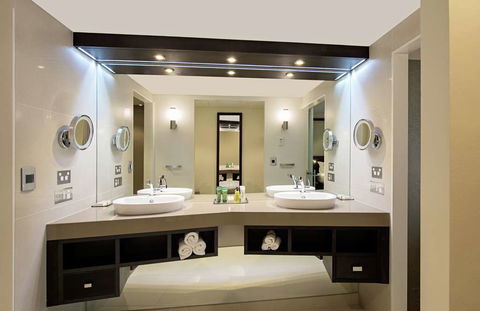 Hilton Darwin - Whitsundays Accommodation 5