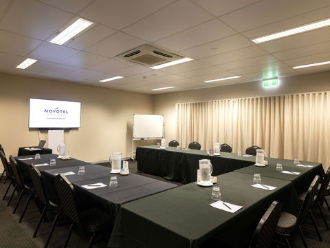 Novotel Darwin Airport Hotel - Whitsundays Accommodation 8