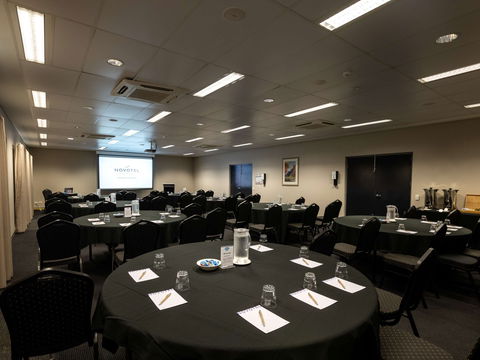 Novotel Darwin Airport Hotel - Whitsundays Accommodation 9