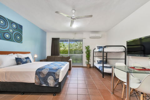 Vitina Studio Motel - Whitsundays Accommodation 3