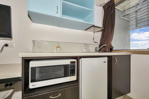 Vitina Studio Motel - Whitsundays Accommodation 10