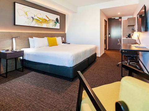 Mercure Sunshine Coast Kawana Waters - Whitsundays Accommodation 3