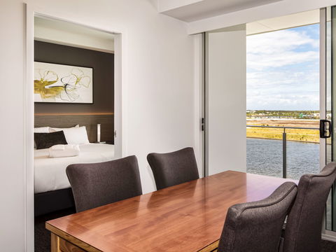 Mercure Sunshine Coast Kawana Waters - Whitsundays Accommodation 7