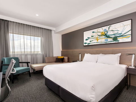 Mercure Sunshine Coast Kawana Waters - Whitsundays Accommodation 9