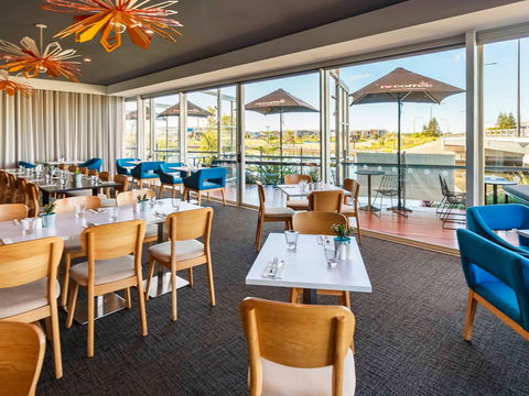 Mercure Sunshine Coast Kawana Waters - Whitsundays Accommodation 13