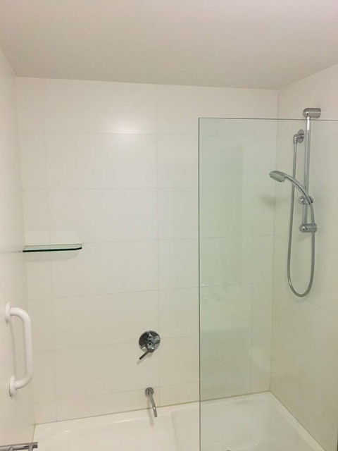 Best Western Plus The Tudor-Box Hill - Whitsundays Accommodation 4