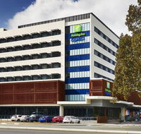 Holiday Inn Express Newcastle - Whitsundays Accommodation