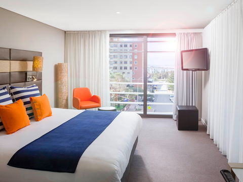 Novotel Newcastle Beach - Whitsundays Accommodation 0