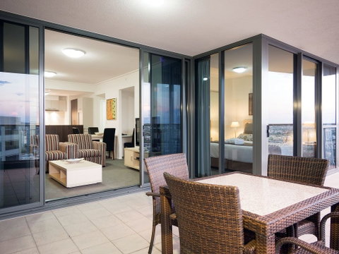 Oaks Aurora - Whitsundays Accommodation 2