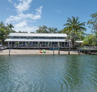 Caribbean Noosa - Whitsundays Accommodation