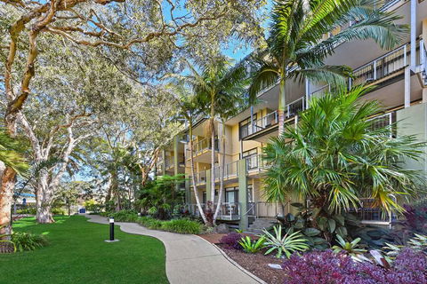 Club Wyndham Flynns Beach-Trademark Coll - Whitsundays Accommodation 1
