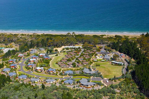 Club Wyndham Seven Mile Beach-Trademark - Whitsundays Accommodation 0