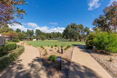 Club Wyndham Seven Mile Beach-Trademark - Whitsundays Accommodation 1