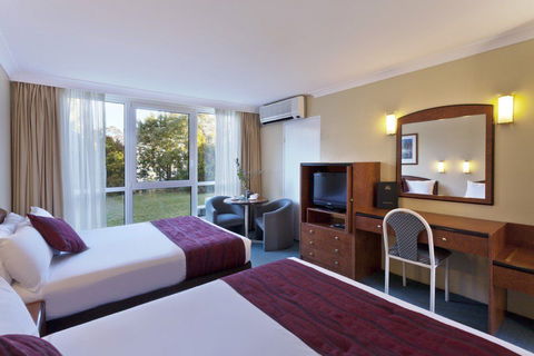 Alpine Motor Inn - Whitsundays Accommodation 2
