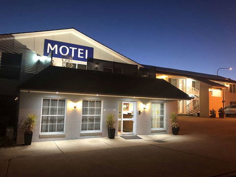 Best Western Coachman's Inn Motel - Whitsundays Accommodation 1