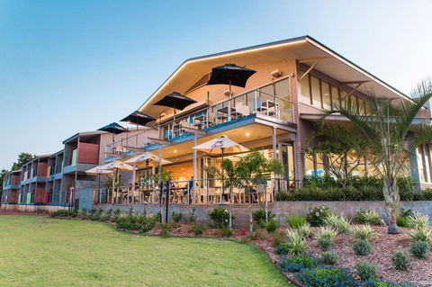 Onslow Beach Resort - Whitsundays Accommodation 2
