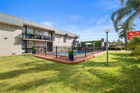 Econo Lodge All Seasons Mildura - Whitsundays Accommodation 2