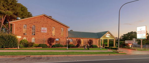 North Parkes Motel - Whitsundays Accommodation 0
