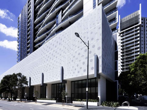 The Sebel Residences Melbourne Docklands - Whitsundays Accommodation 1
