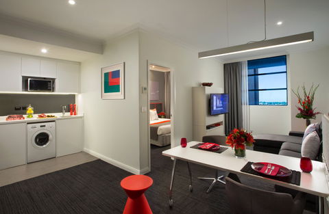 Citadines St Georges Terrace - Whitsundays Accommodation 1
