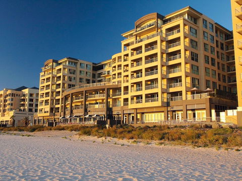 Oaks Pier Plaza - Whitsundays Accommodation 0