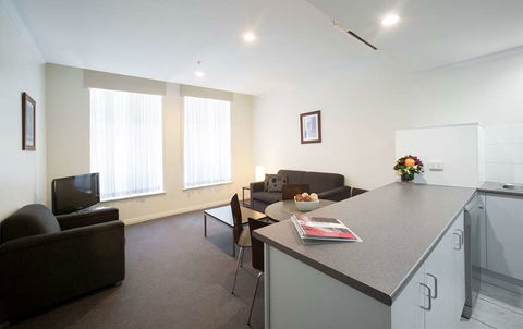 Franklin Central Apartments - Whitsundays Accommodation 2