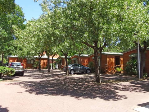 Adelaide Caravan Park - Whitsundays Accommodation 2