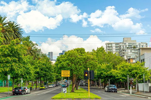 Comfort Hotel East Melbourne - Whitsundays Accommodation 1