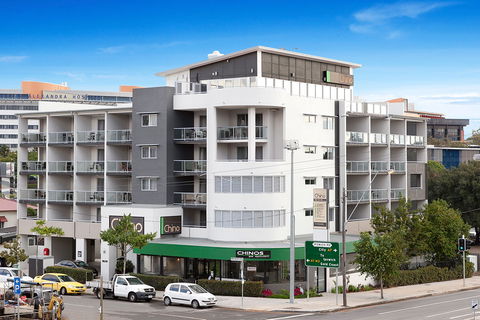 Chino Hotel - Whitsundays Accommodation 0