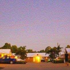 Emerald Maraboon Motor Inn - Whitsundays Accommodation 0
