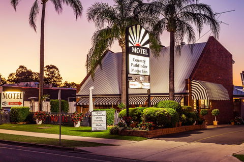 Country Pathfinder Motor Inn - Whitsundays Accommodation 0