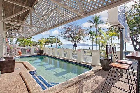 Beach House Motel - Whitsundays Accommodation 2