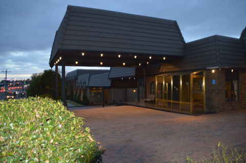 Rowville International Hotel - Whitsundays Accommodation 1