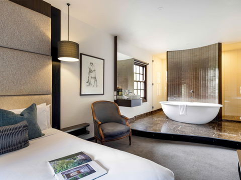 Peppers Mineral Springs - Whitsundays Accommodation 1