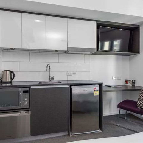 H On Mitchell Apartment Hotel - Whitsundays Accommodation 1