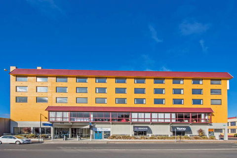 Burnie Central Townhouse Hotel - Whitsundays Accommodation 0