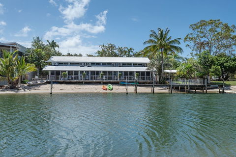 Caribbean Noosa - Whitsundays Accommodation 0