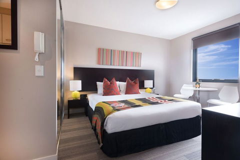 Quest Mascot - Whitsundays Accommodation 1