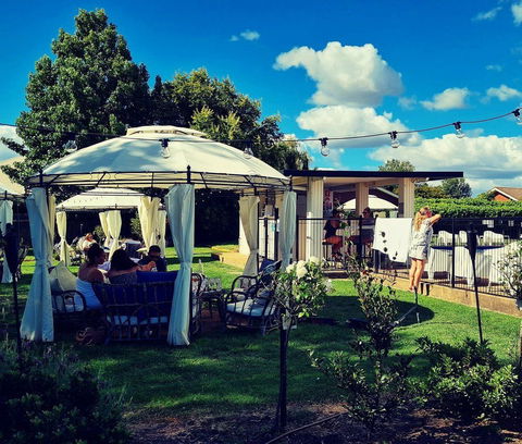 Oriana Motor Inn & Conf Ctr - Whitsundays Accommodation 0
