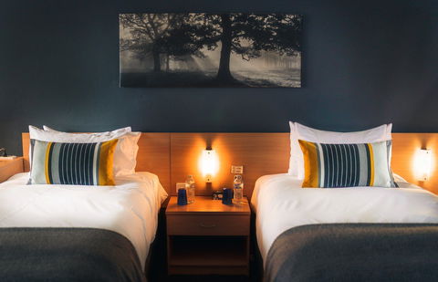 Oriana Motor Inn & Conf Ctr - Whitsundays Accommodation 11