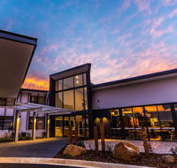 The Remington Orange - Whitsundays Accommodation