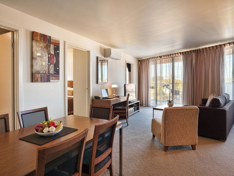 Quest Cheltenham Serviced Apartments - Whitsundays Accommodation 3