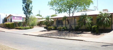 Outback Motel - Whitsundays Accommodation 1